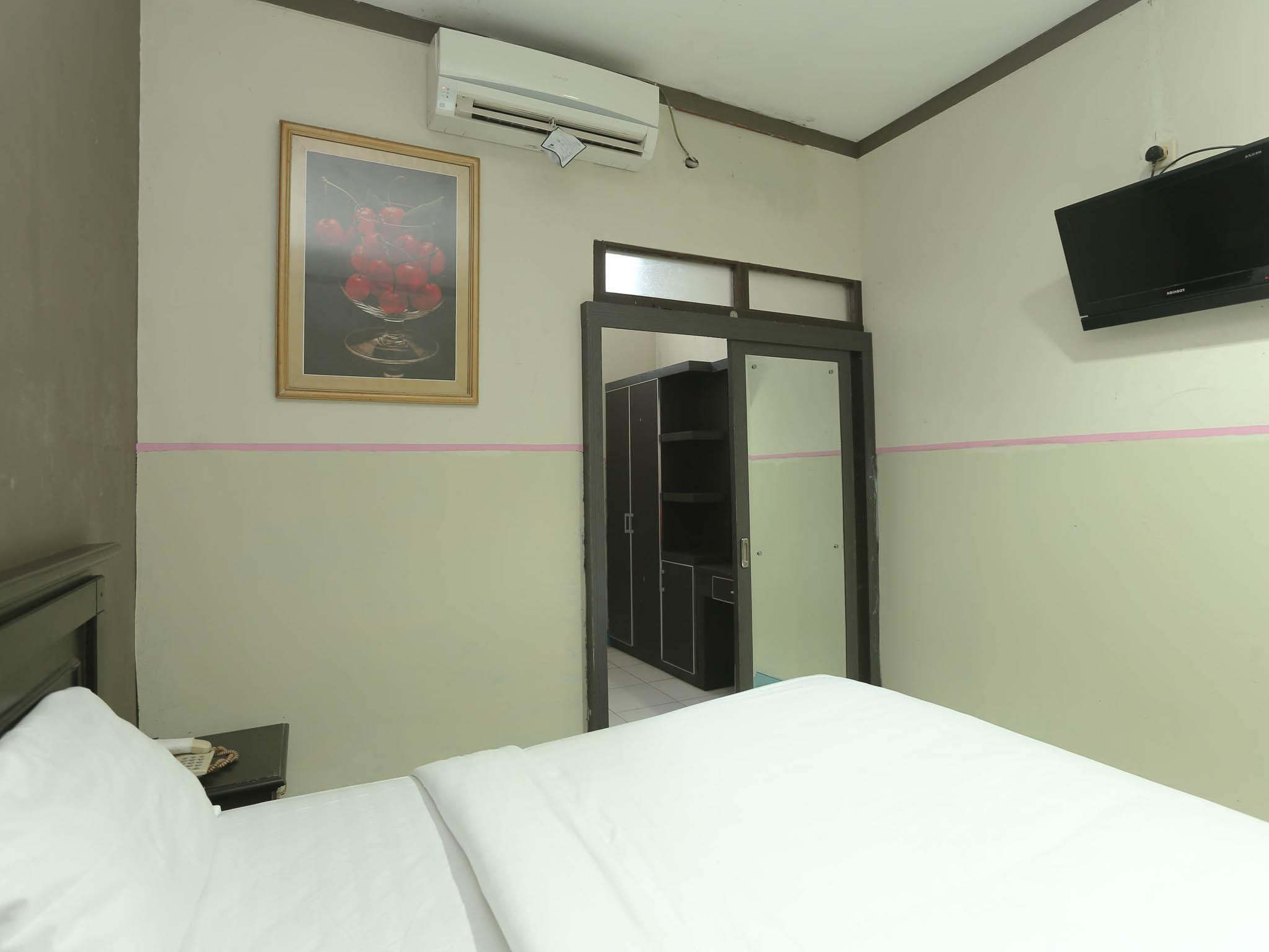 Urbanview Hotel Kharisma Banjarmasin Banjarmasin  Kültér fotó