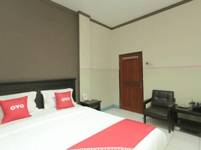 Urbanview Hotel Kharisma Banjarmasin Banjarmasin  Kültér fotó