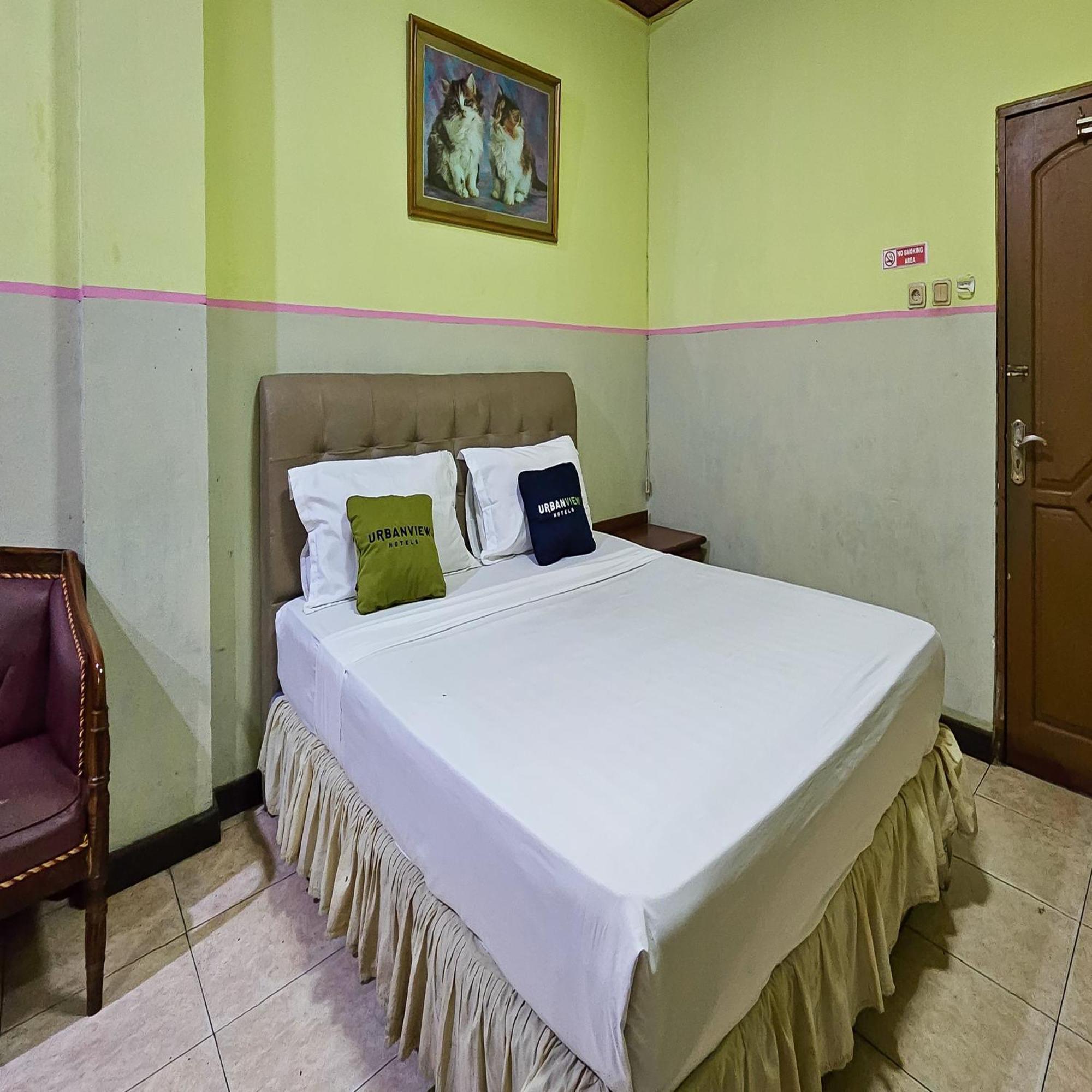 Urbanview Hotel Kharisma Banjarmasin Banjarmasin  Kültér fotó