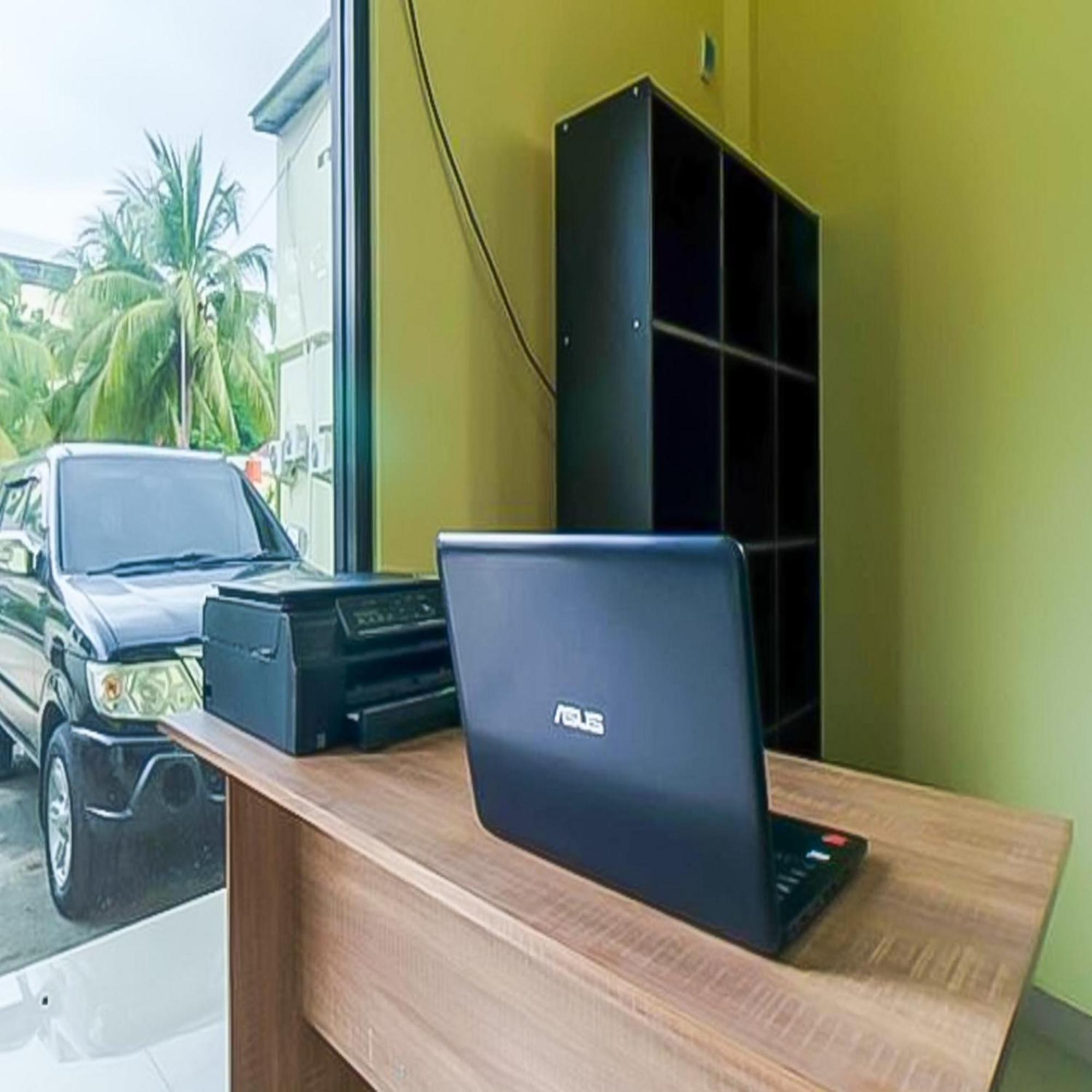 Urbanview Hotel Kharisma Banjarmasin Banjarmasin  Kültér fotó